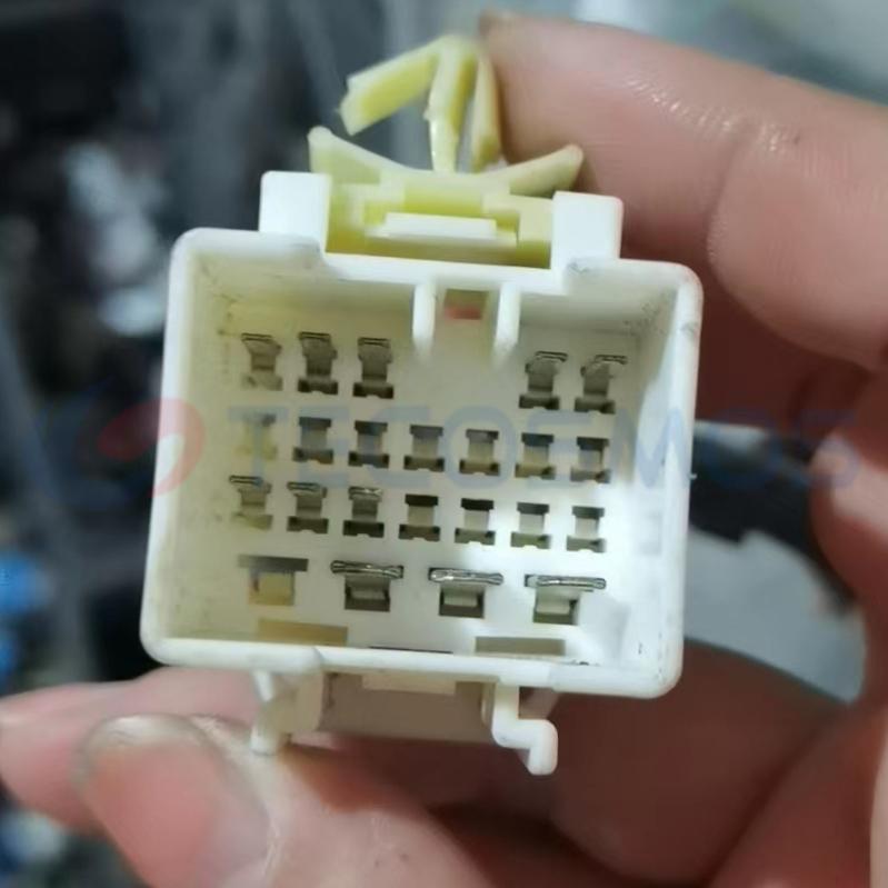 Car Connector For Baojun body door 23 pin CT23-0014G-1