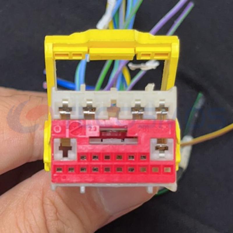 Car Connector For Baojun body door 23 pin CT23-0015M