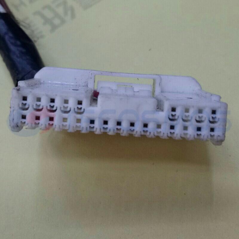 Car Connector For Toyota Crown Center Control 89111-30021 23400-5101 24 Pins CT24-0001M