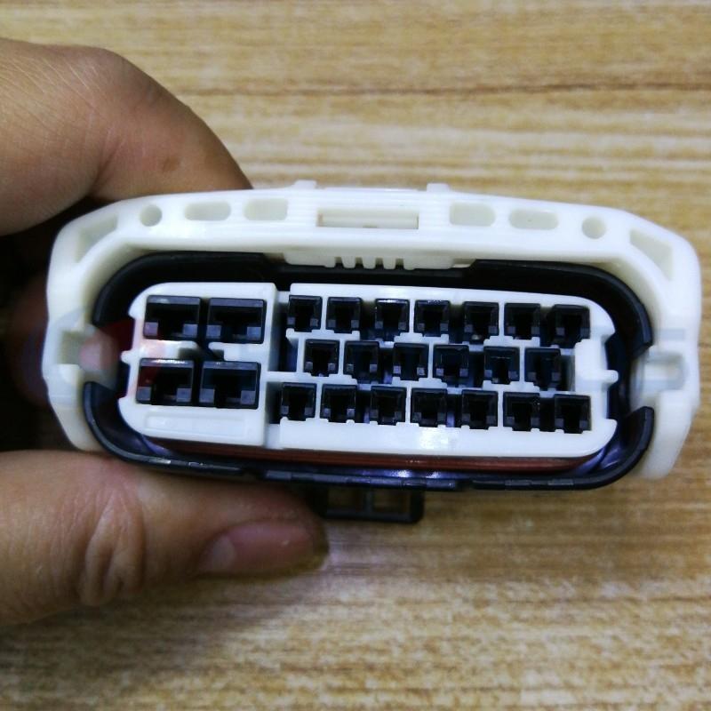 Car Connector For Toyota For lexus headlight harness plug 24 pin CT24-0004M