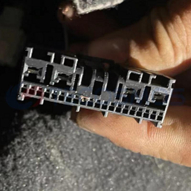 Car Connector For 24 pin plug for Land Rover host CT24-0044M
