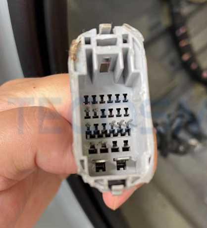 Car Connector For Red Flag Plug 24 Pin CT24-0056G