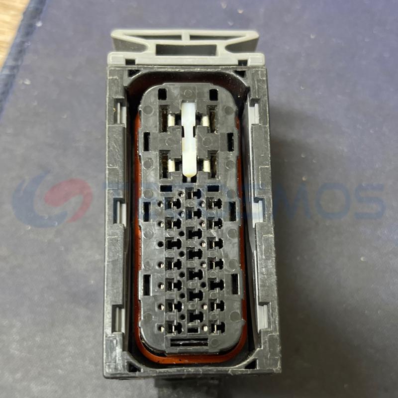 Car Connector For Toyota ABS plug small pin out 25 pins CT25-0011M-3