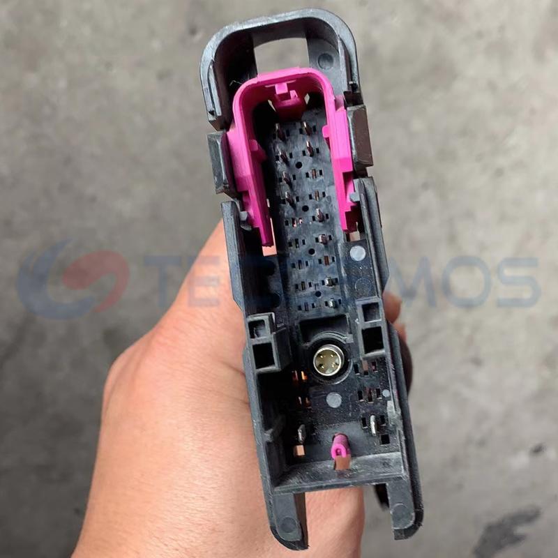 Car Connector For Porsche door 7P0937702 25 pin CT25-0013G