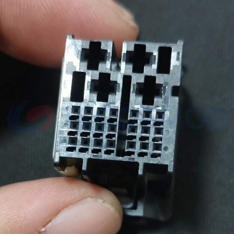 Car Connector For 25 pin plug CT25-0020M-1