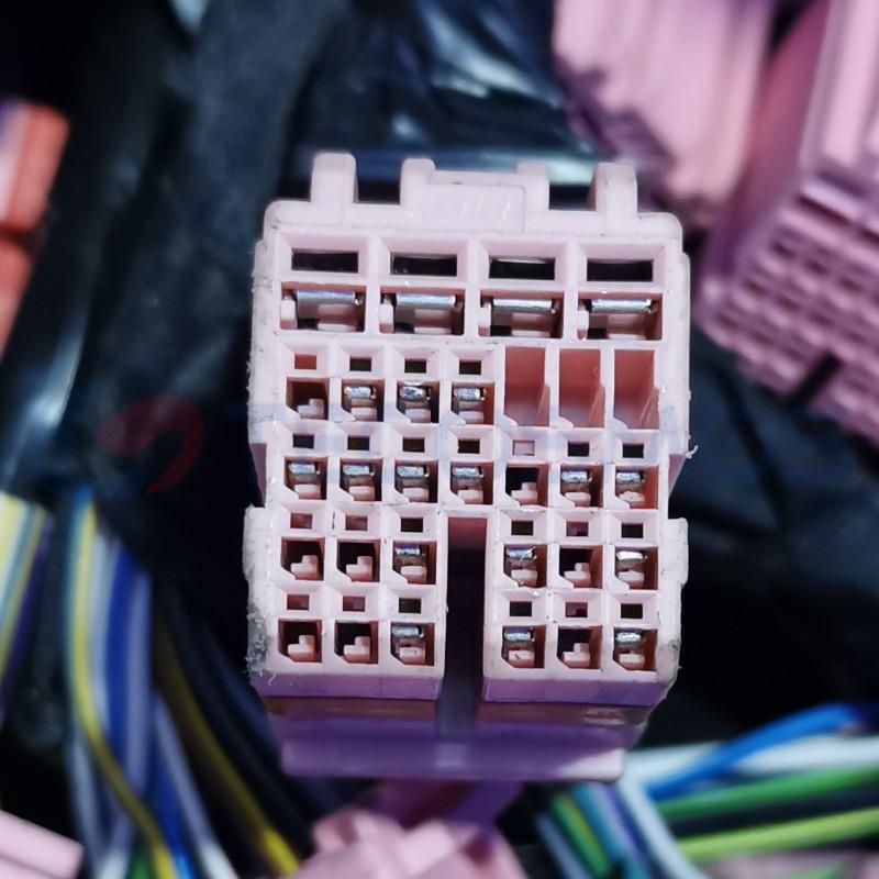 Car Connector For Pink 26 Pins CT26-0099M-3