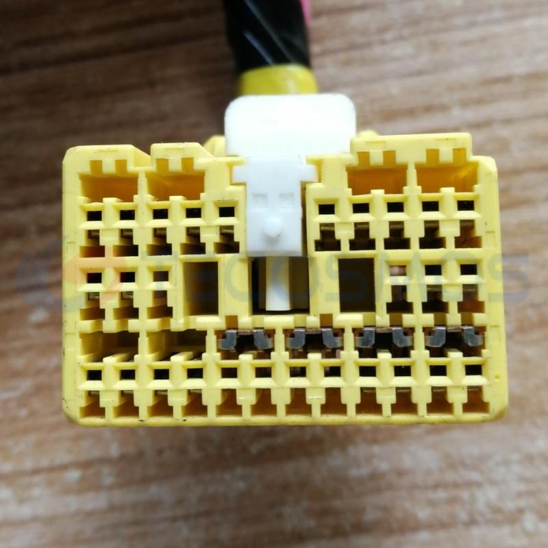 Car Connector For Honda L2 black clip 28 pin CT28-0002M