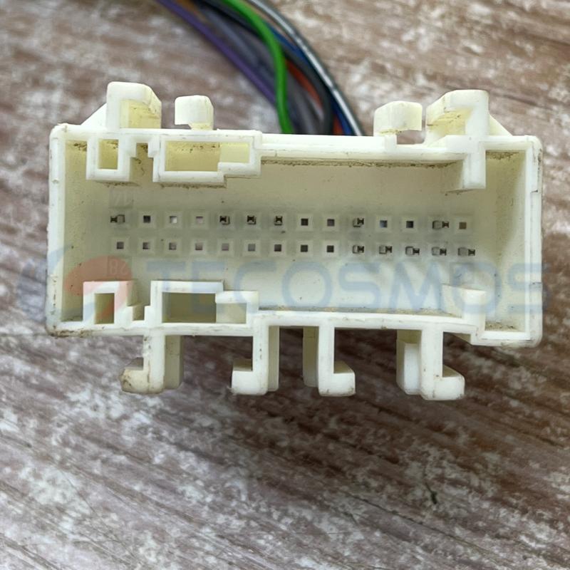 Car Connector For Mercedes A0015458300 28 pin CT28-0009G