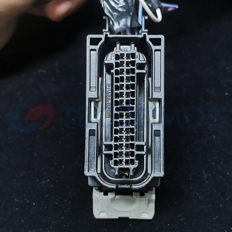 Car Connector For Buick 28 Pins CT28-0011M-1