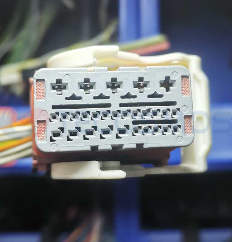 Car Connector For Nissan computer board gray 28 pin CT28-0016M-1