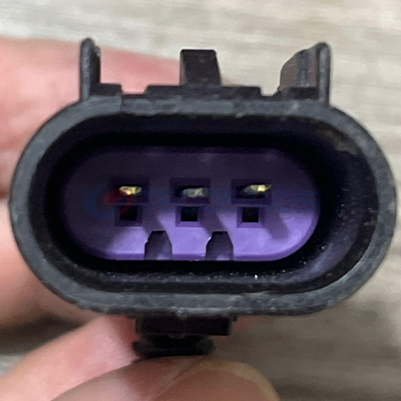 Car Connector For Buick solenoid valve camshaft sensor plug 3pin CT3-0001G