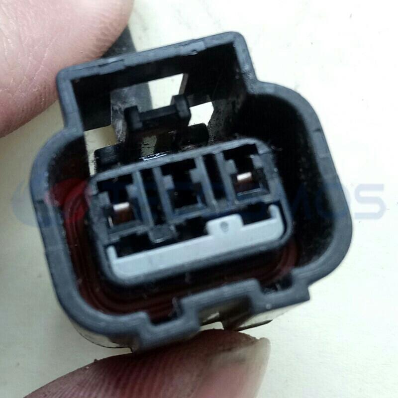 Car Connector For BYD water temperature sensor plug modern water temperature sensor 3pin CT3-0067M
