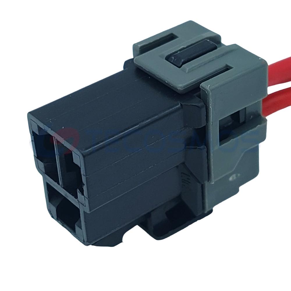 Car Connector For blower has a 3pin rear cover on right and left sides CT3-0100M-3