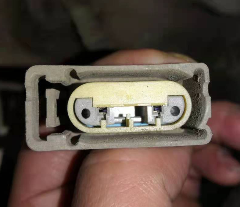 Car Connector For Grey 3pin CT3-0166M-3