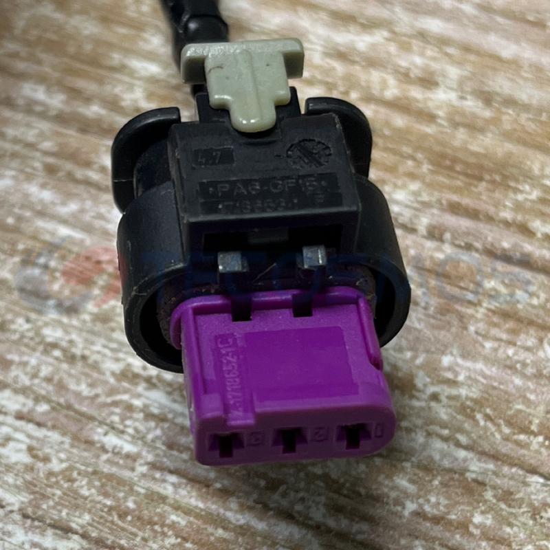 Car Connector For Mercedes A0225452626 radar purple red 3pin CT3-0171M-4