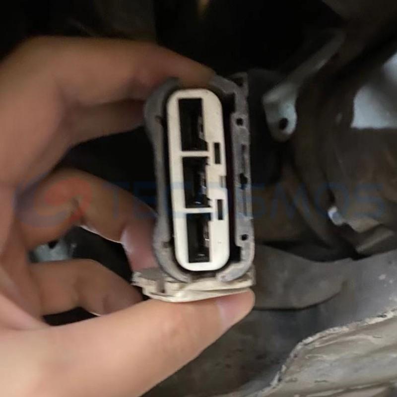 Car Connector For Mazda steering assist pump 3pin CT3-0219M