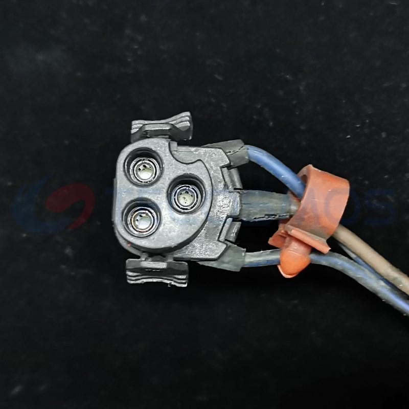 Car Connector For BMW round hole plug 1378412 3pin CT3-0230M