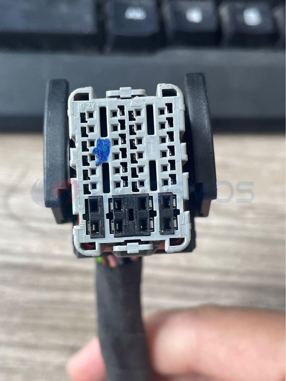 Car Connector For Nissan main line 32 pin lead out CT32-0002M-1