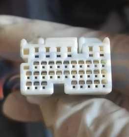 Car Connector For Toyota Crown Engine Computer Board Plug White 35 Pin CT35-0005M