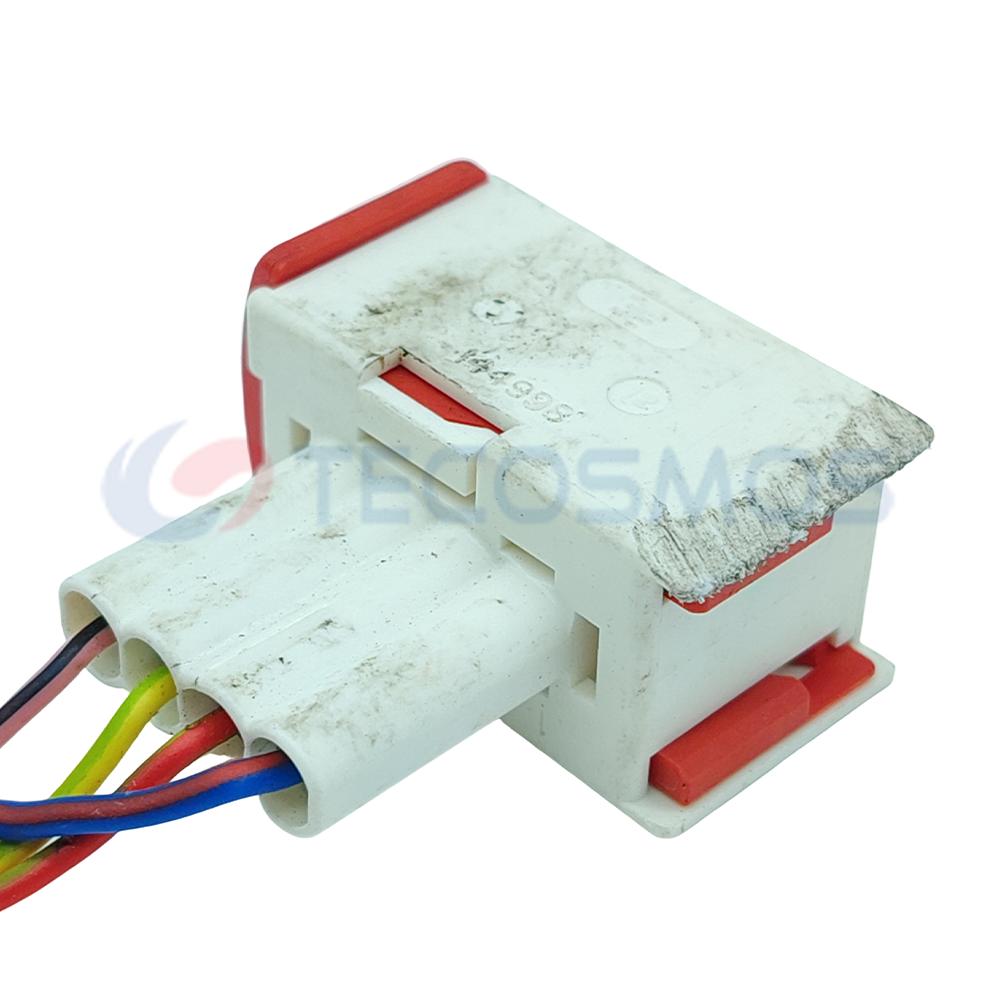 Car Connector For BYD oxygen sensor plug 4pin CT4-0031M