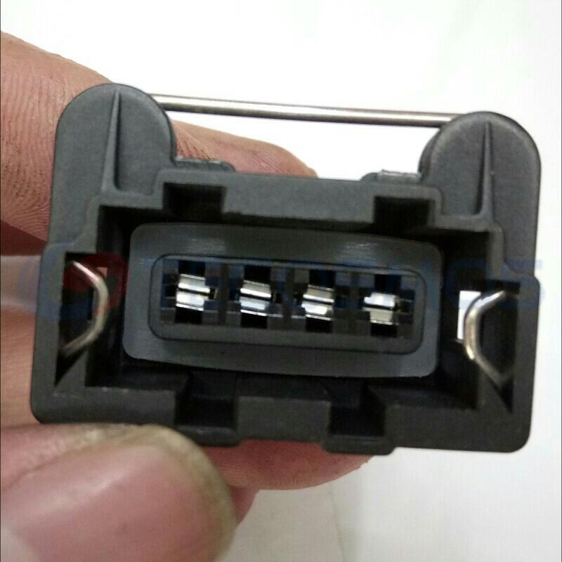 Car Connector For Chinese oil pump assembly plug air flow meter plug 4pin CT4-0035M