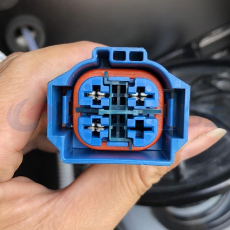 Car Connector For BYD Mingjue 6 electronic fan plug 3-wire 4pin CT4-0053M-5