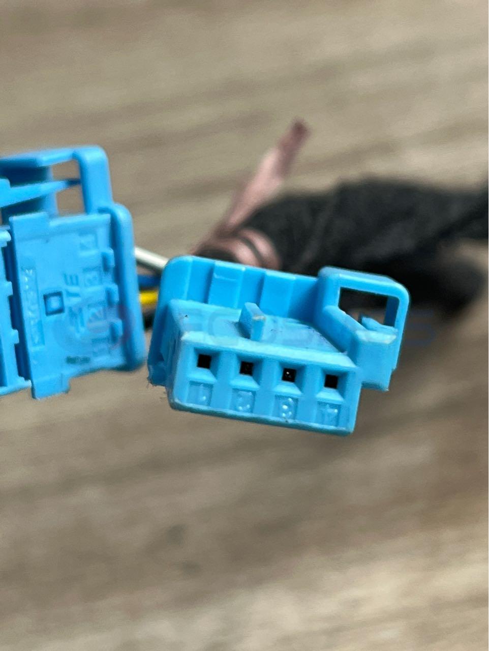 Car Connector For Mercedes Benz plug For bmw plug 4pin CT4-0100M-3