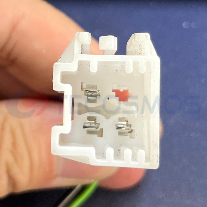 Car Connector For Mercedes plug 2205458228 4pin CT4-0147G-3