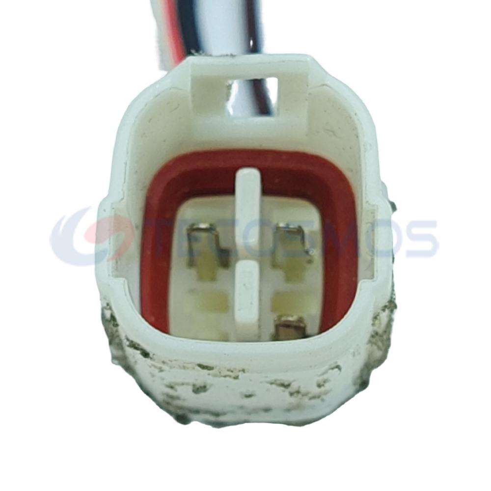 Car Connector For Wuling Baojun gasoline pump plug For great wall H6 daytime running light 4pin CT4-0156G