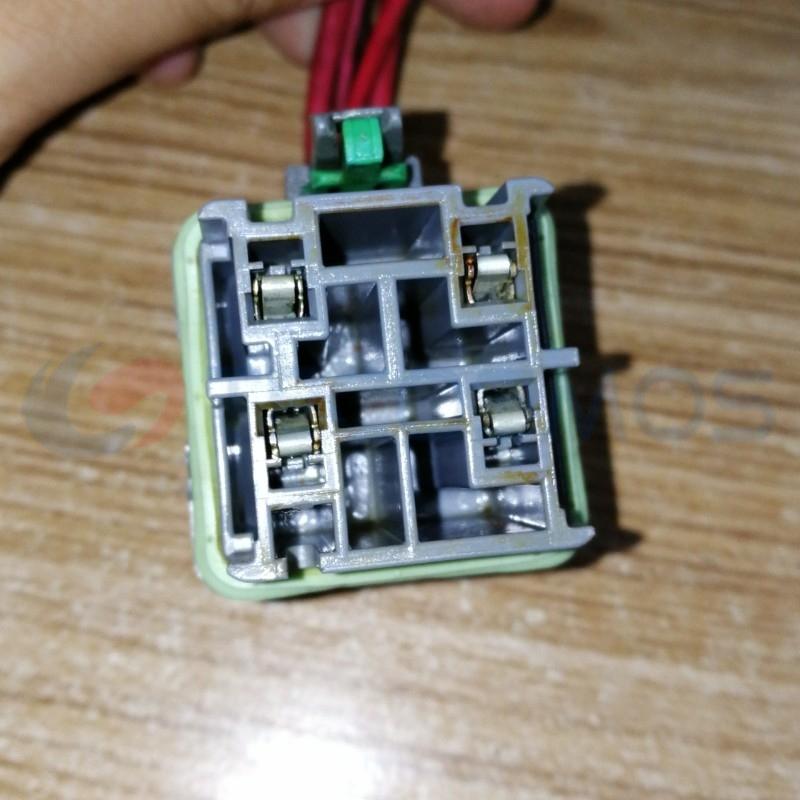 Car Connector For Buick fan relay For seat 4pin CT4-0217M