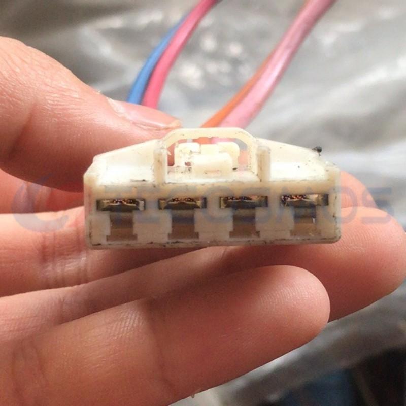 Car Connector For Nissan Qida blower resistor plug 4pin CT4-0229M