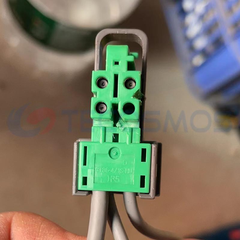 Car Connector For Toyota antenna plug 4pin CT4-0304M-1