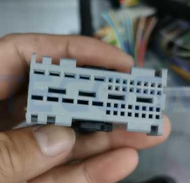 Car Connector For BMW battery box plug gray 42 pin CT42-0001M-2