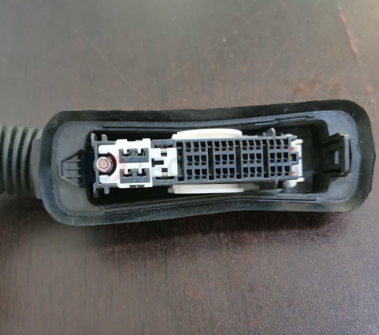 Car Connector For 43 pin plug CT43-0005M