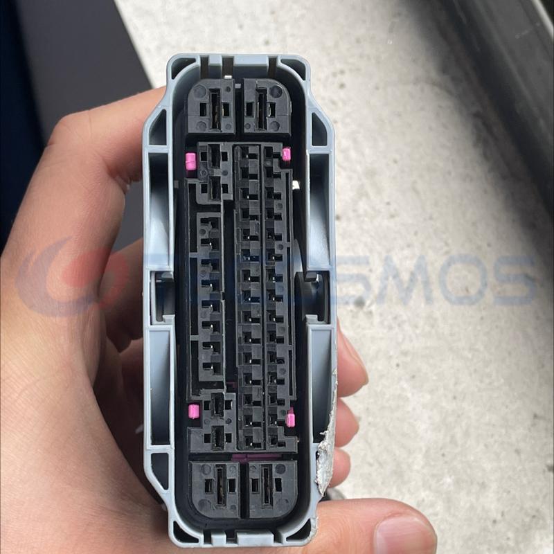 Car Connector For Volkswagen For audi computer board plug gray clip 46 pin CT46-0006M-1