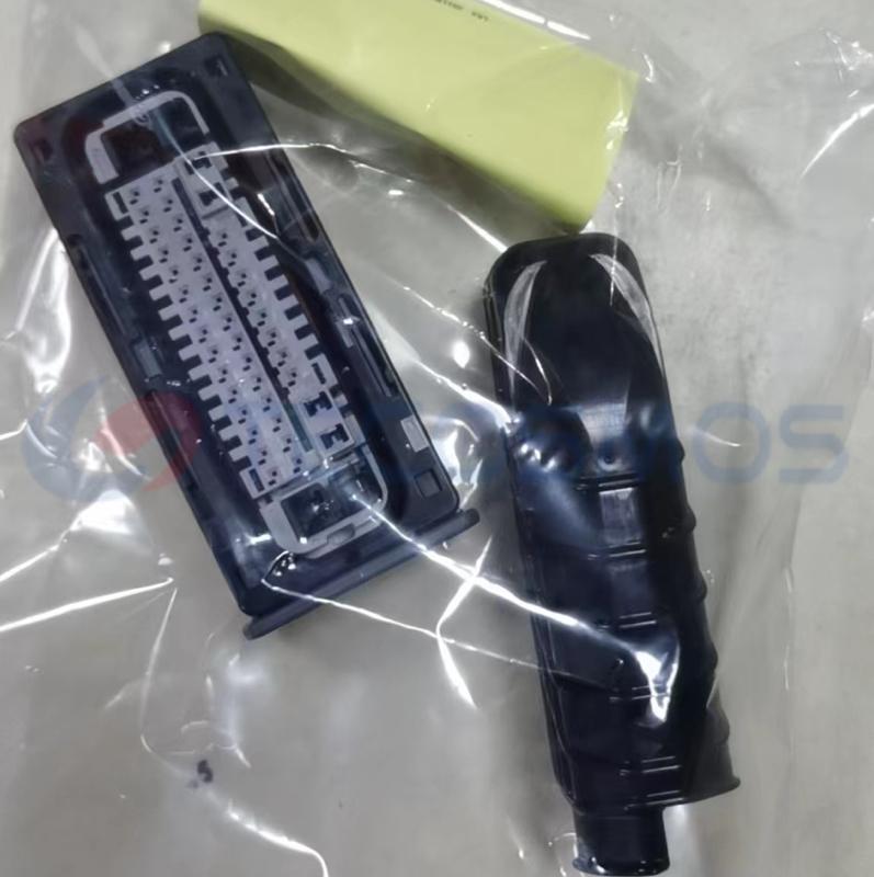 Car Connector For Toyota computer board plug 46 pin CT46-0017M