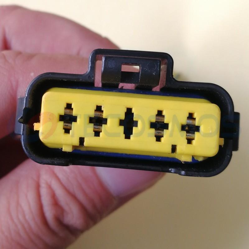 Car Connector For Peugeot Dongfeng For nissan 4 lines 1 dead hole in middle 5 Pins CT5-0002M-1