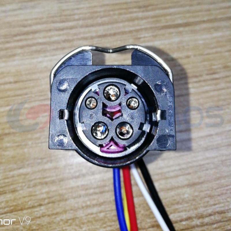 Car Connector For Volkswagen Passat headlight plug 8D0971966 5pin CT5-0041M
