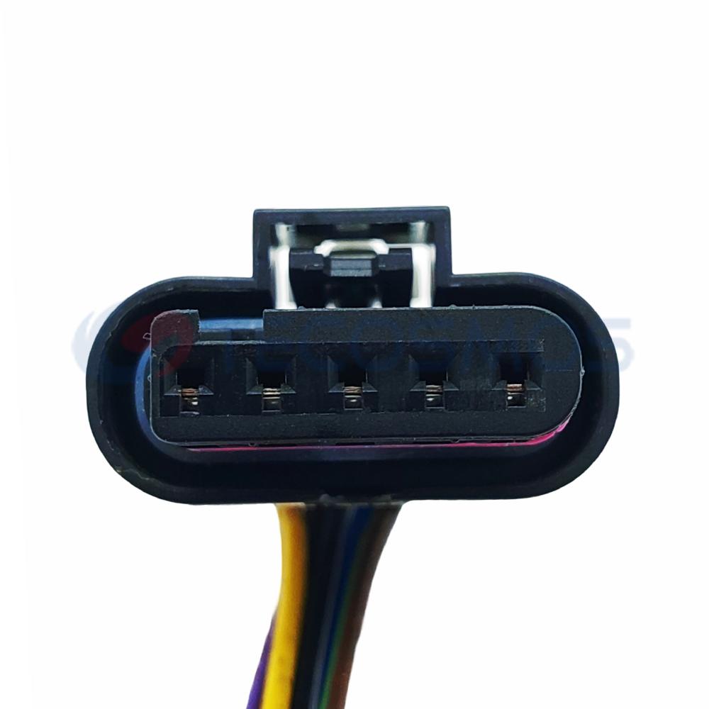 Car Connector For Volkswagen air flow meter plug 4F0973705 water pump plug 5pin CT5-0044M