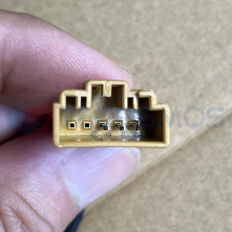 Car Connector For 8R0973605 For volkswagen Lavida Multi functional Steering Wheel 5pin CT5-0084G