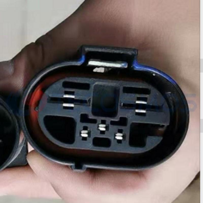 Car Connector For BYD Song Electronic Fan Plug 5pin CT5-0092M