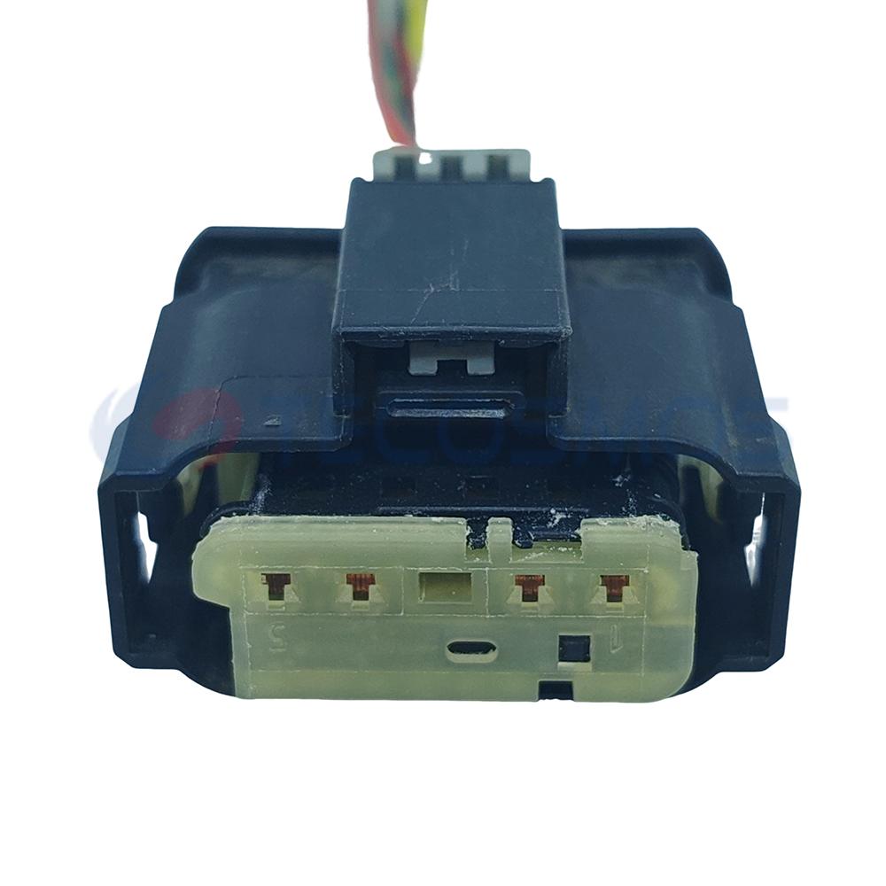 Car Connector For BMW oxygen sensor 4-wire white 5pin CT5-0096M-2