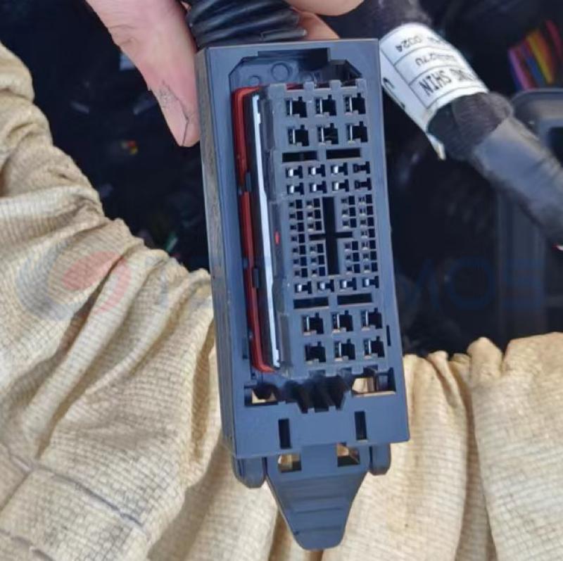 Car Connector For 50 pin door plug CT50-0018M