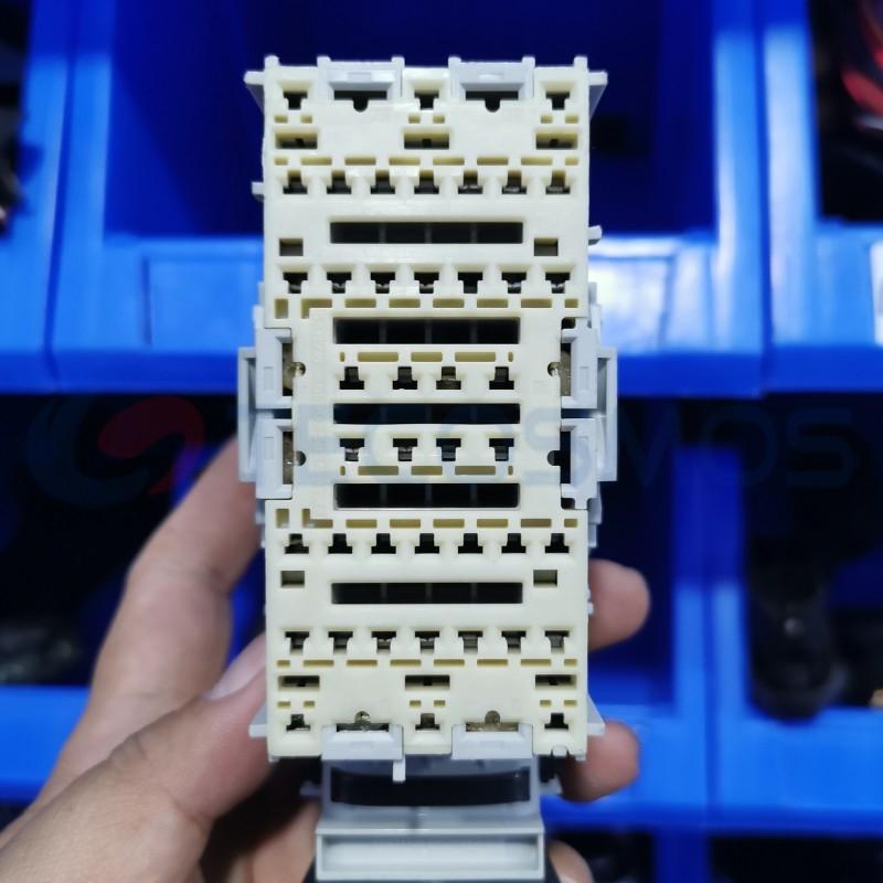 Car Connector For Fuse box plug gray shell 50 pin CT50-0020M