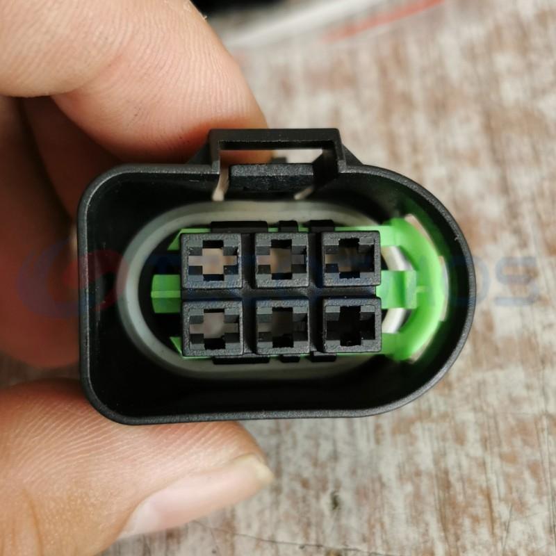 Car Connector For BMW door tailgate rear cover motor plug gasoline pump plug 6pin CT6-0001M-1