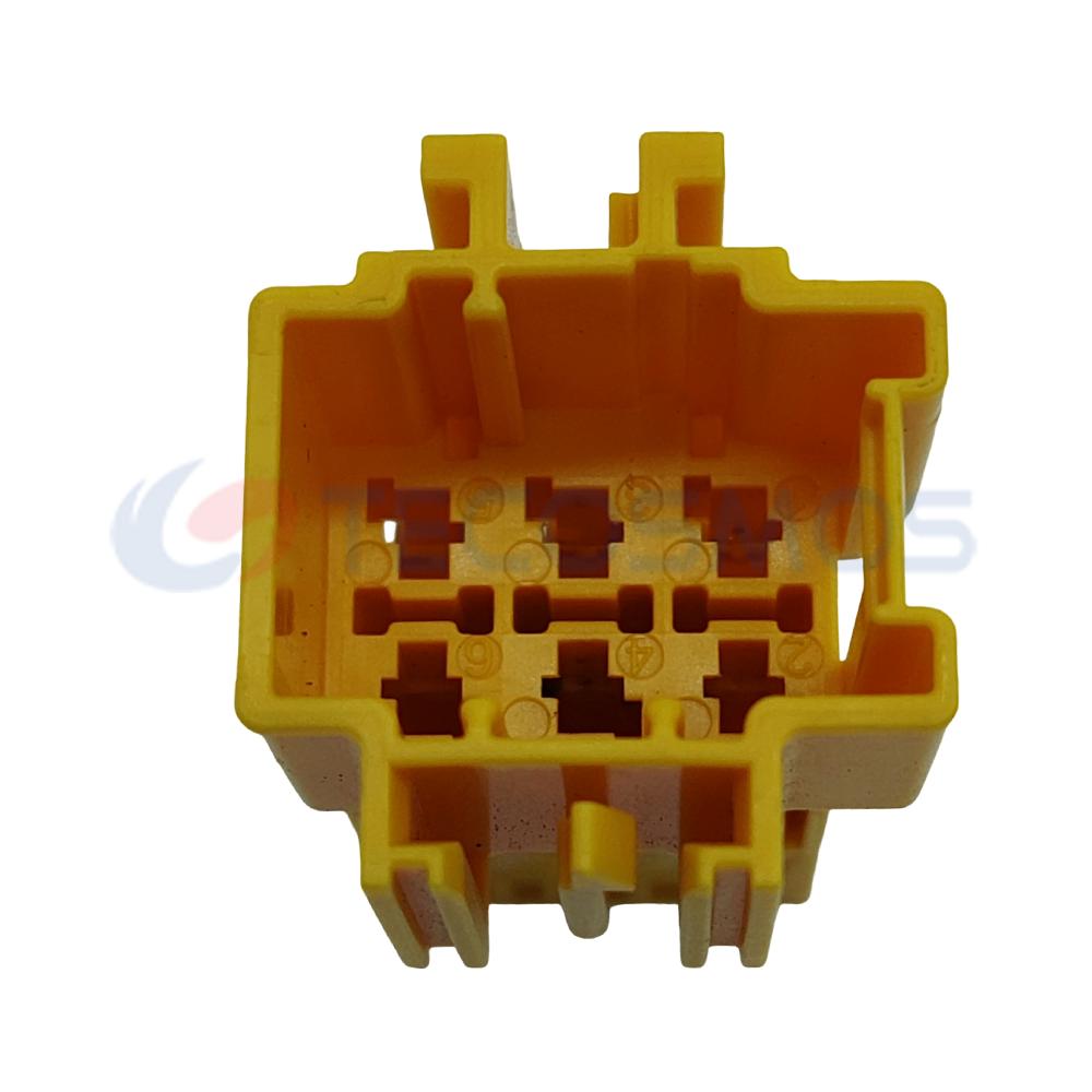 Car Connector For Mercedes Benz taillight plug 0545451326 6pin CT6-0022G