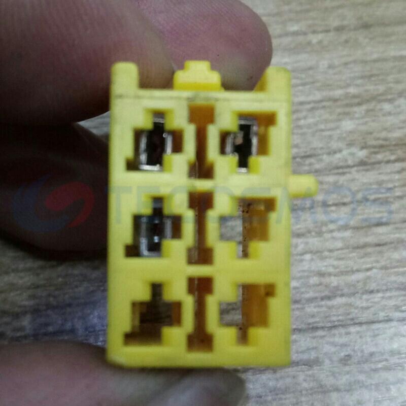 Car Connector For Mercedes Benz taillight plug 0545451326 6pin CT6-0022M