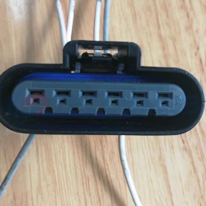 Car Connector For Buick Delphi gasoline pump plug 6pin CT6-0047M-1