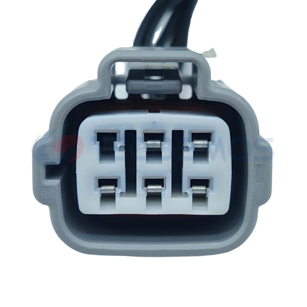 Car Connector For Toyota headlight air conditioning compressor plug 6pin CT6-0050M