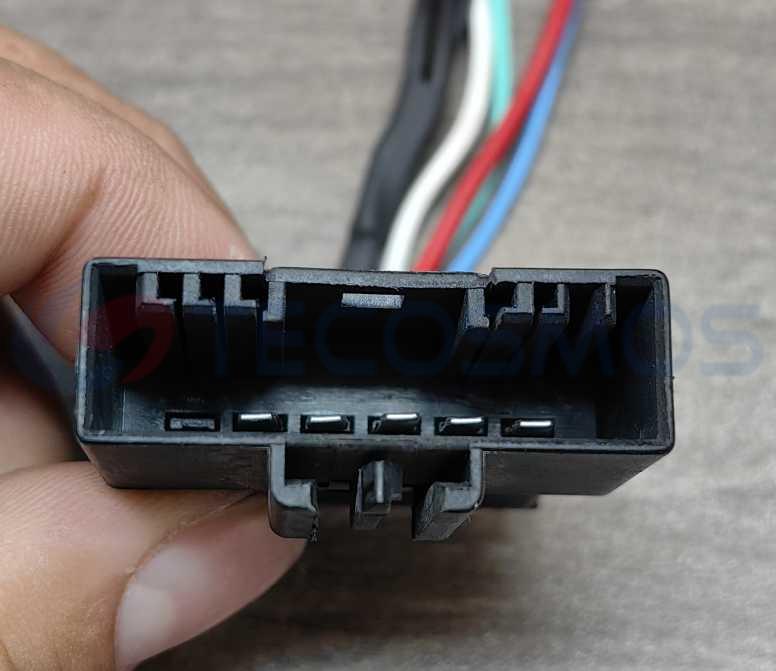 Car Connector For BMW Tail Light 5 Series 8369702 6pin CT6-0070G